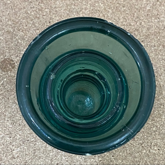 Vintage HC & Co Aqua Green Beehive Glass Insulator Marked “H” - Picture 6 of 12